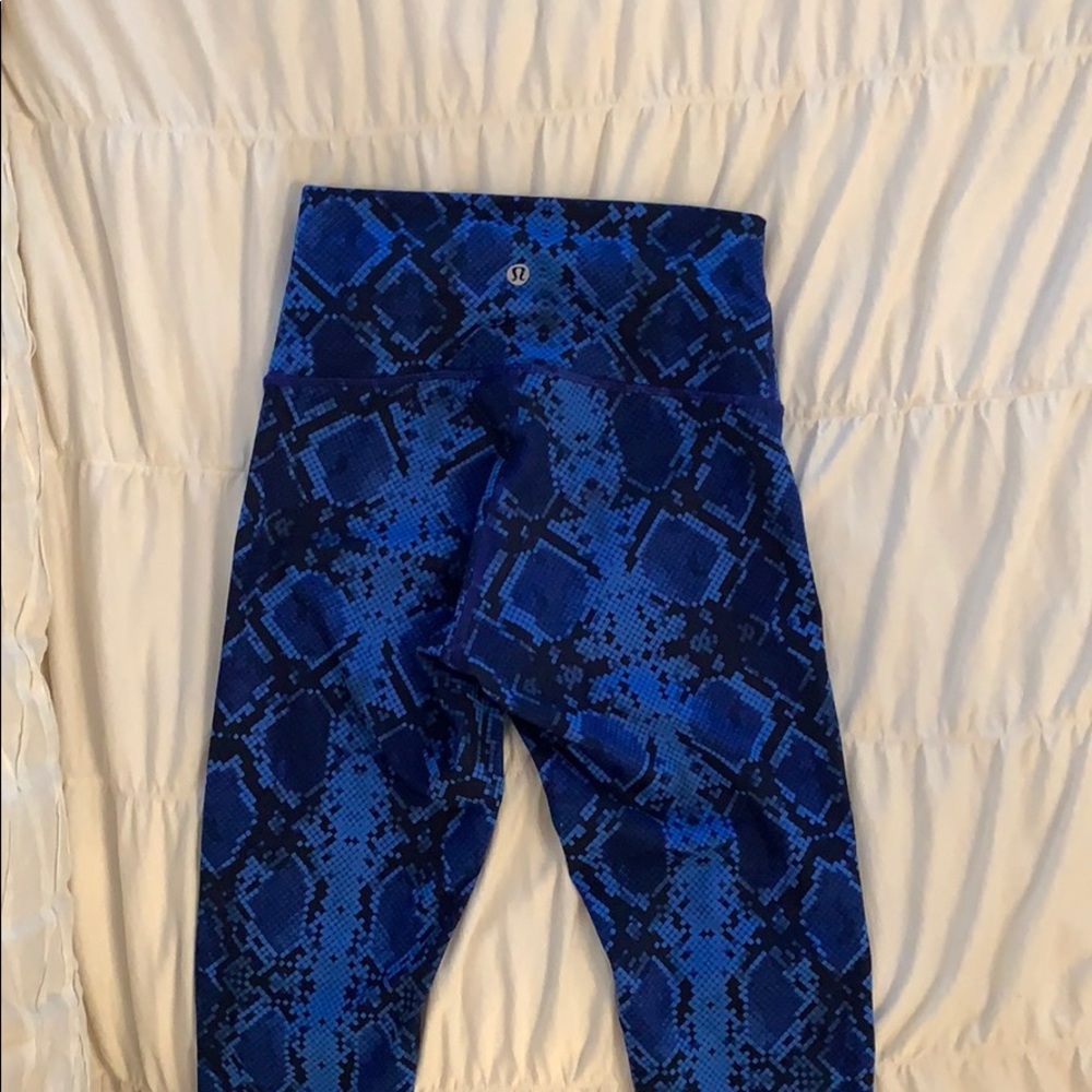 Lululemon athletica snakeskin high waisted legging